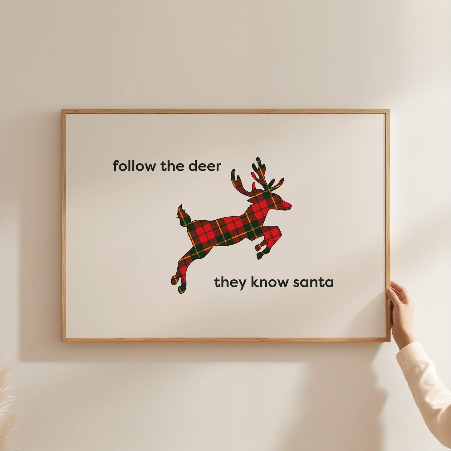 Plaid Reindeer Sign