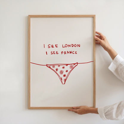 Red I See London I See France Bathroom Print